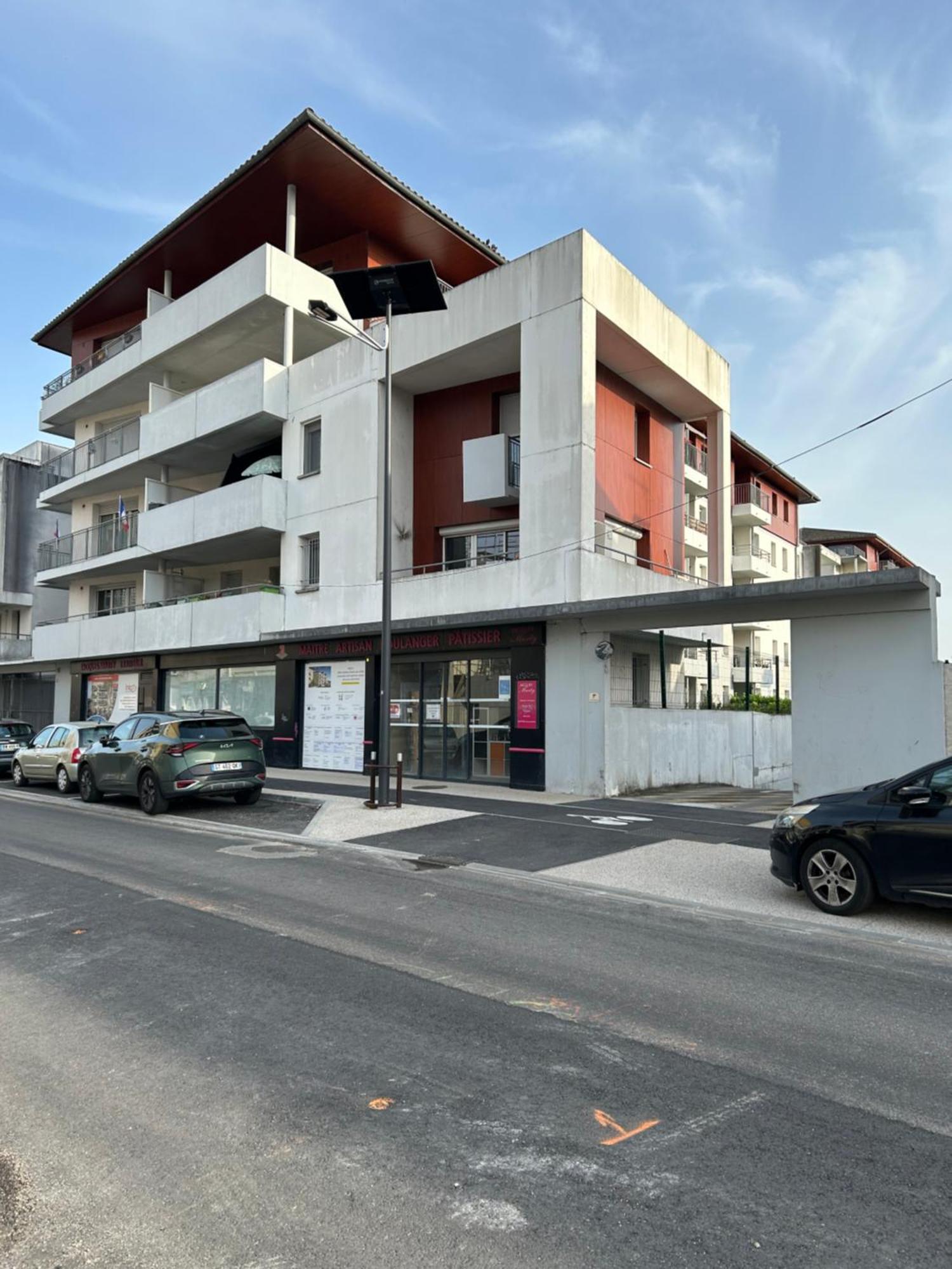 Appartement Cosy Agen Centre Avec Lit King Size エクステリア 写真